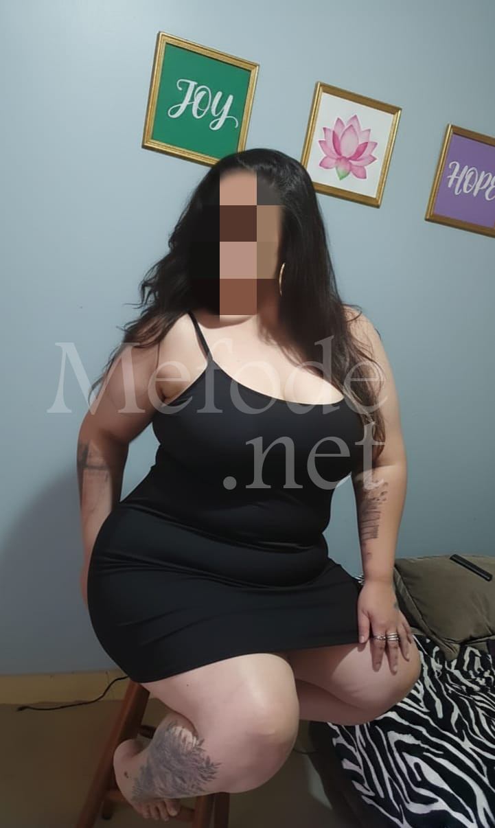 acompanhante-Curitiba-Cic Cidade Industrial-Beijo Grego-Barbara Massagista