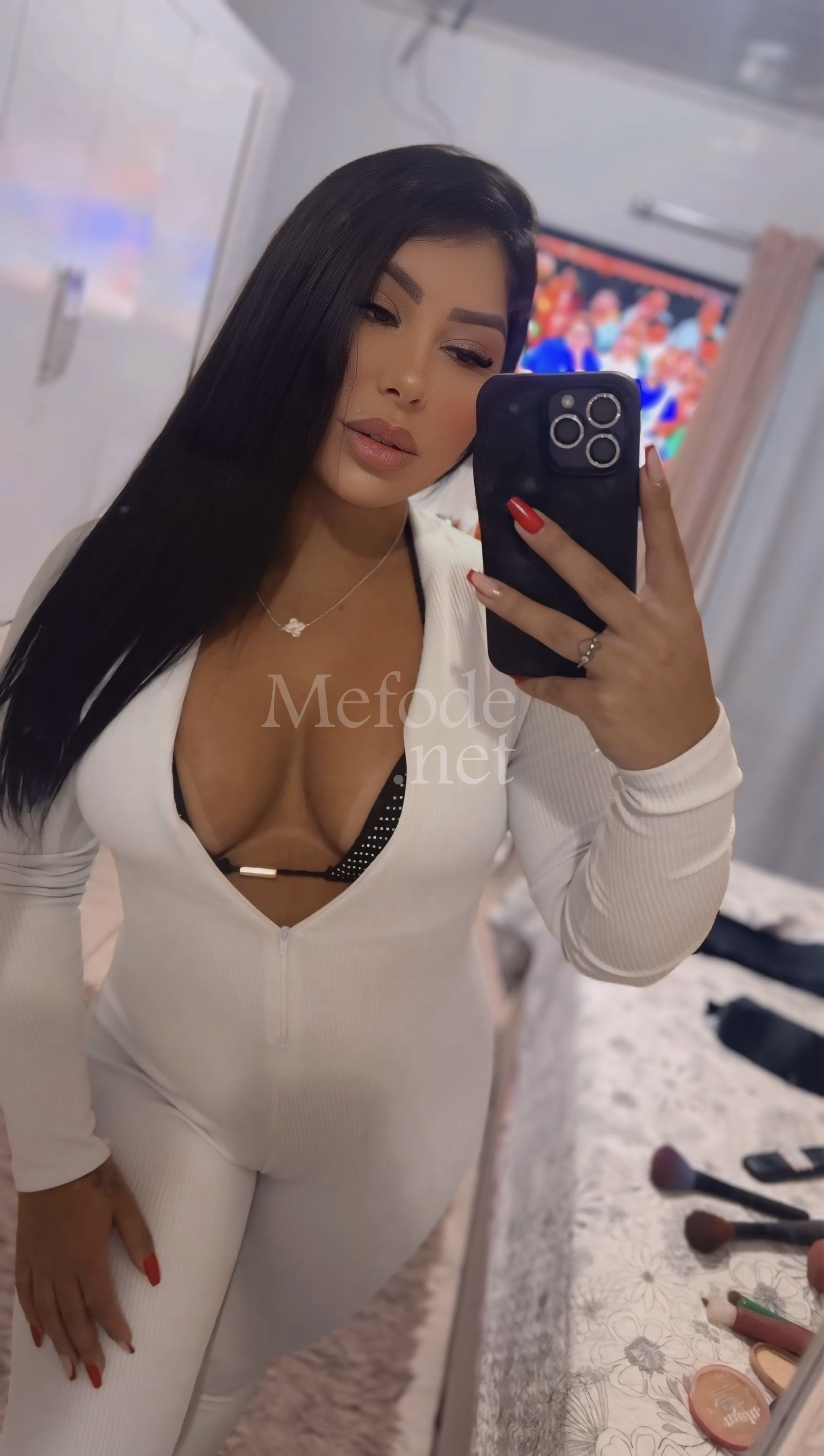 acompanhante-Curitiba-Pinhais-Oral Sem Camisinha-Thaina Dias