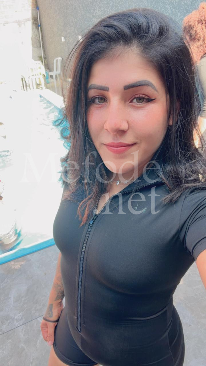 acompanhante-Curitiba-Abranches-Oral Sem Camisinha-Maviee