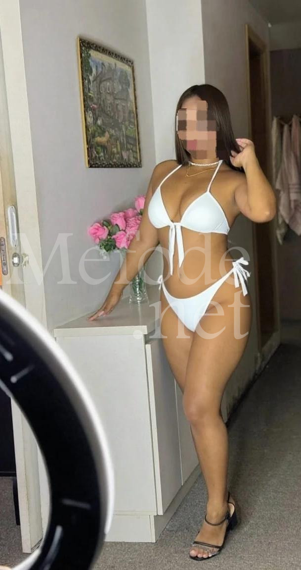 acompanhante-Curitiba-Bom retiro-Garganta Profunda -Karina