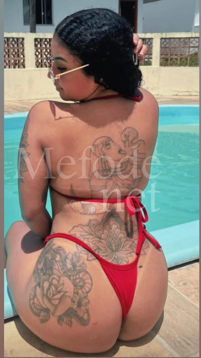 acompanhante-Curitiba-Pinhais-Anal-Sabrina Oliver 