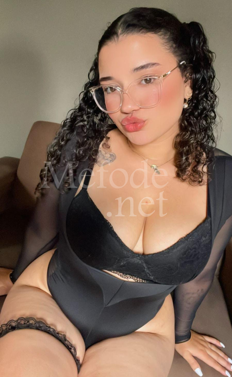 acompanhante-Curitiba-Pilarzinho-Oral Sem Camisinha-Julia
