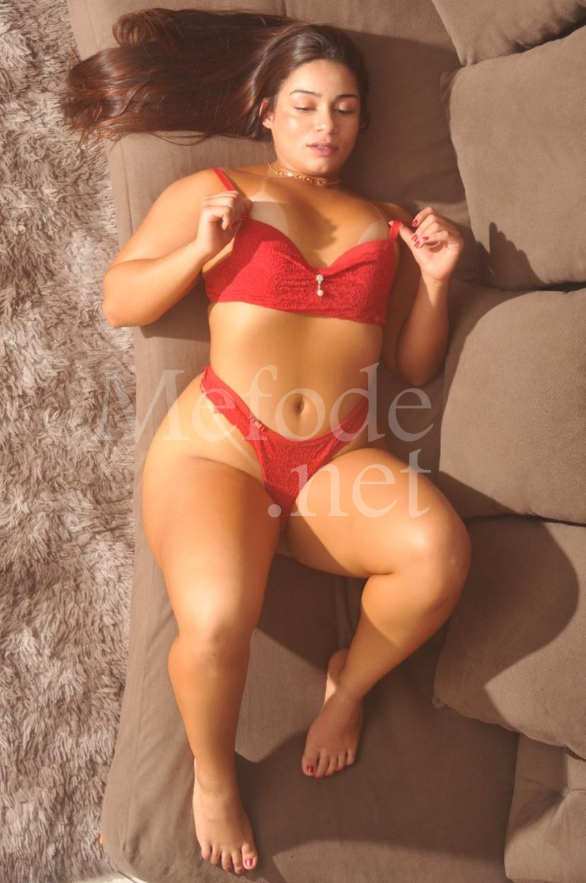 acompanhante-Curitiba-Agua Verde-Anal-Martina 