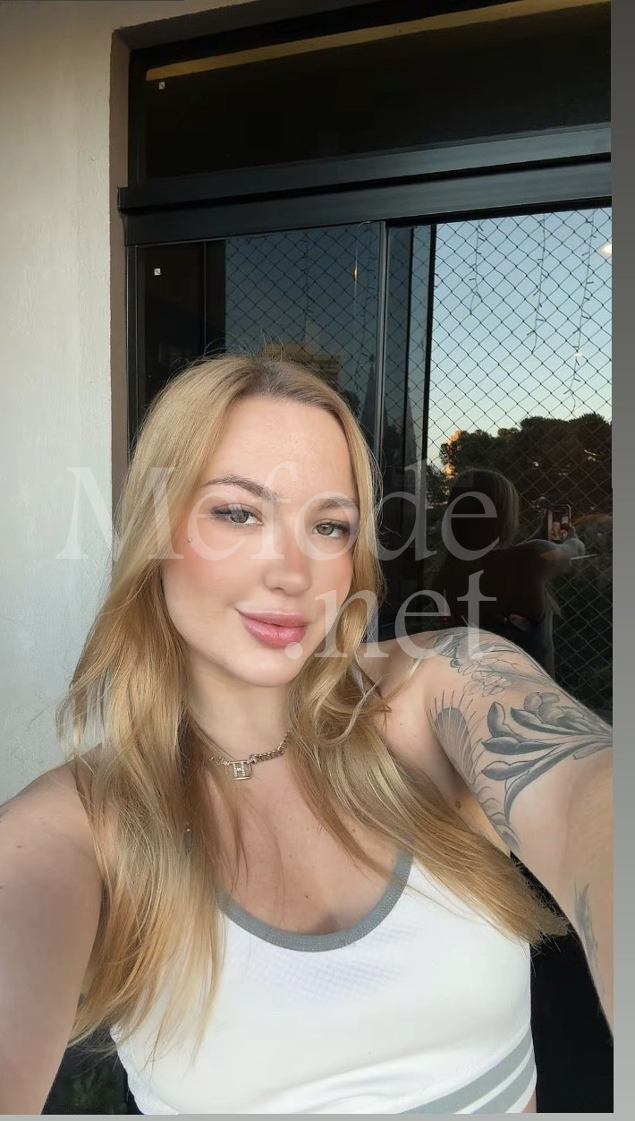 acompanhante-Curitiba-Guabirotuba-Oral Sem Camisinha-Bruna