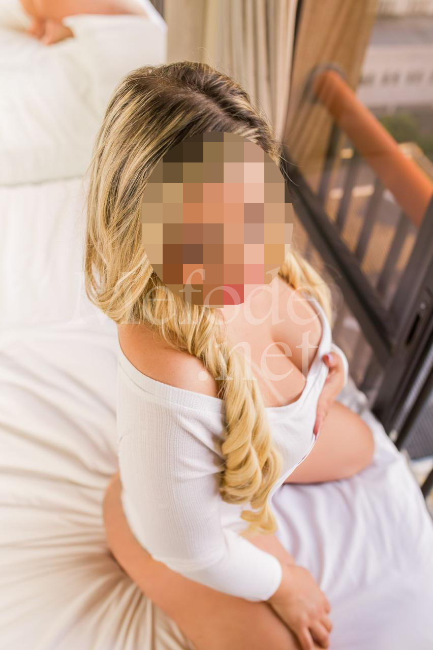 acompanhante-Curitiba-Jardim Botanico-Atende Casais-Gisele