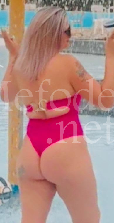 acompanhante-Curitiba-Centro-Beijo Romântico-Emily bueno